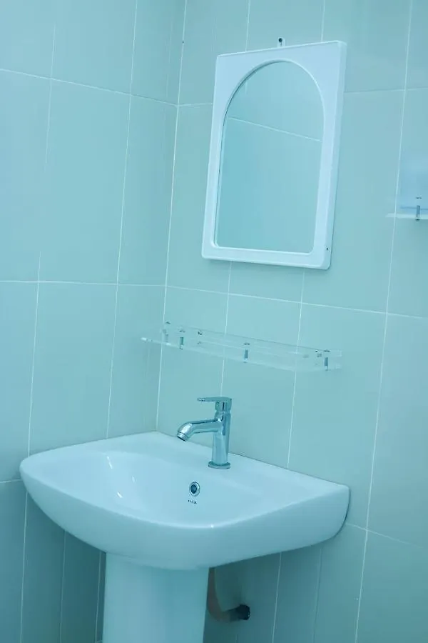 אתר נופש מלון Kudapaduwa Royal Hub